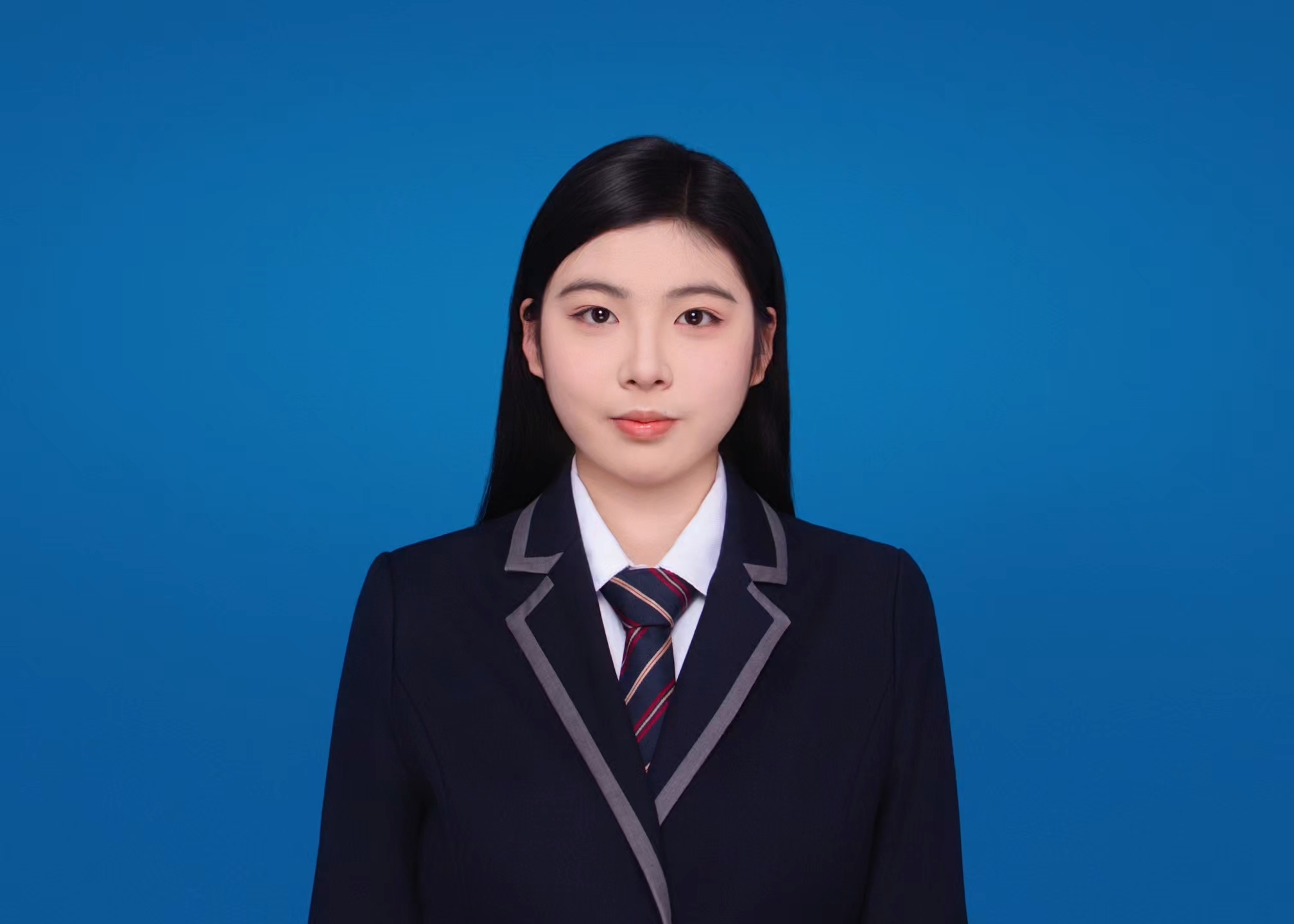 郑子琳.jpg